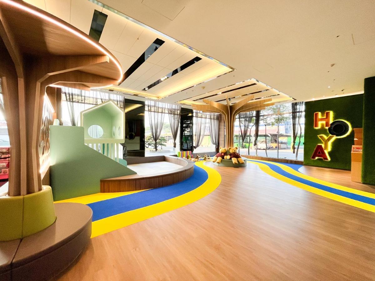 Hoya Resort Hotel Kaohsiung Bagian luar foto