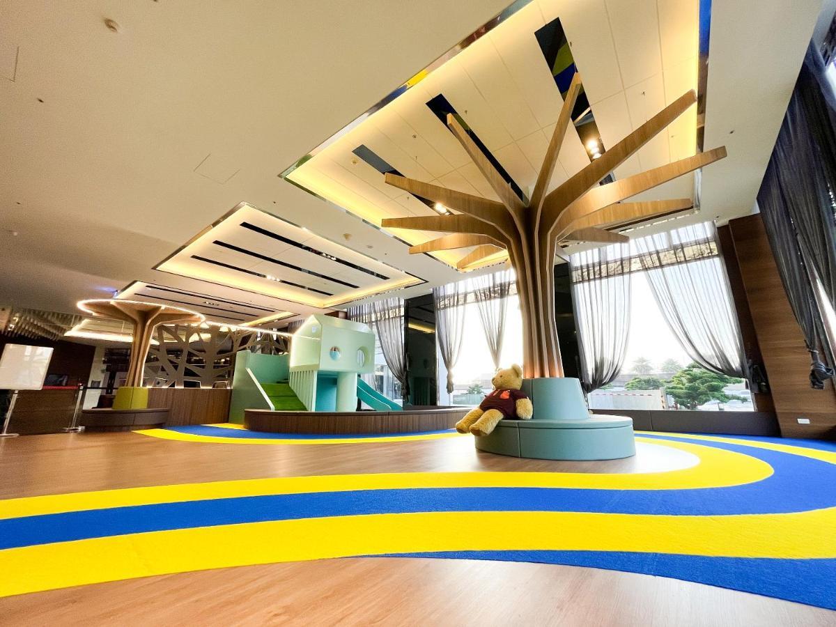 Hoya Resort Hotel Kaohsiung Bagian luar foto