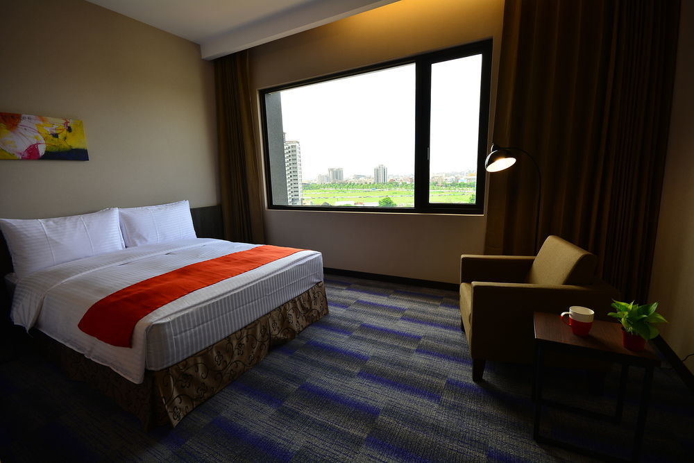 Hoya Resort Hotel Kaohsiung Bagian luar foto