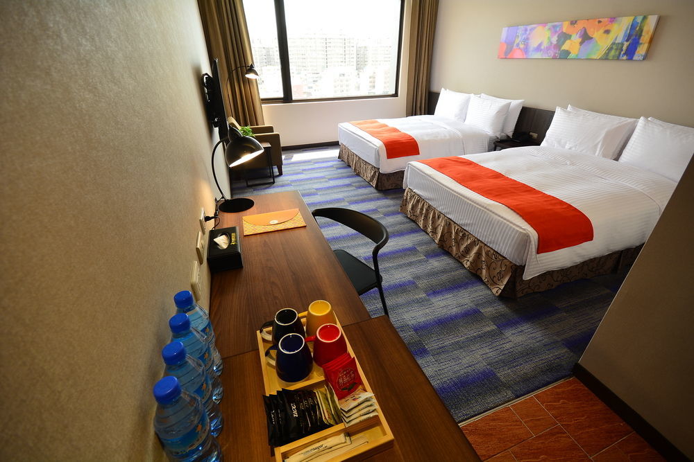Hoya Resort Hotel Kaohsiung Bagian luar foto