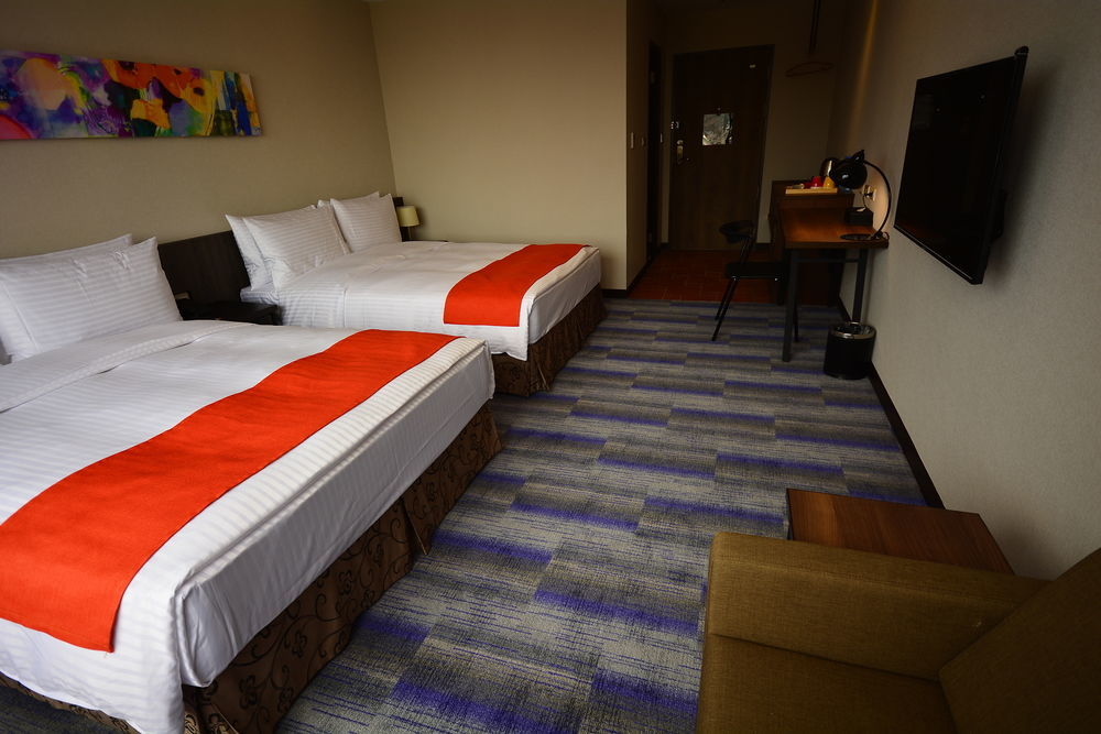 Hoya Resort Hotel Kaohsiung Bagian luar foto