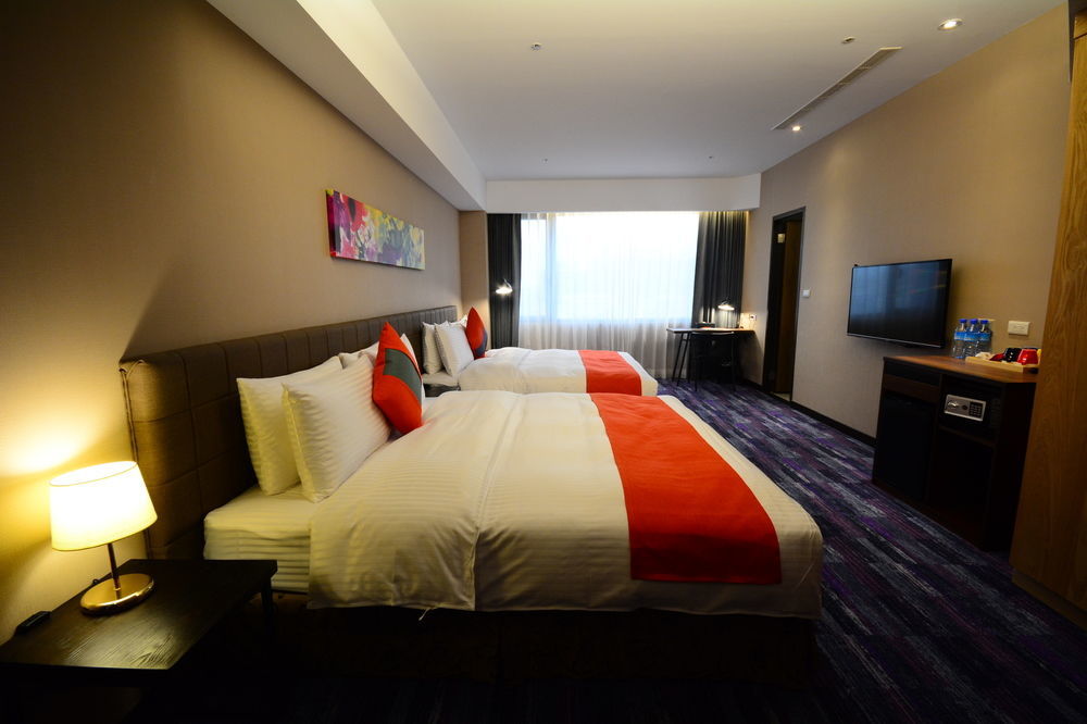 Hoya Resort Hotel Kaohsiung Bagian luar foto