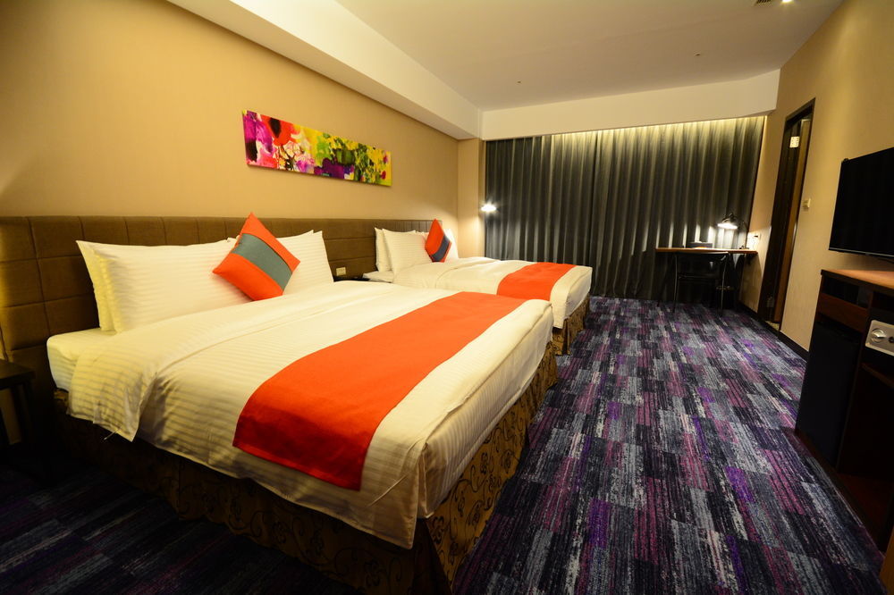 Hoya Resort Hotel Kaohsiung Bagian luar foto
