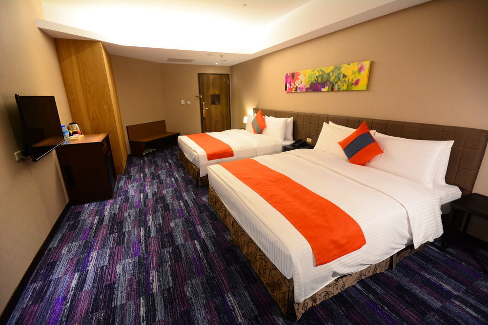 Hoya Resort Hotel Kaohsiung Bagian luar foto