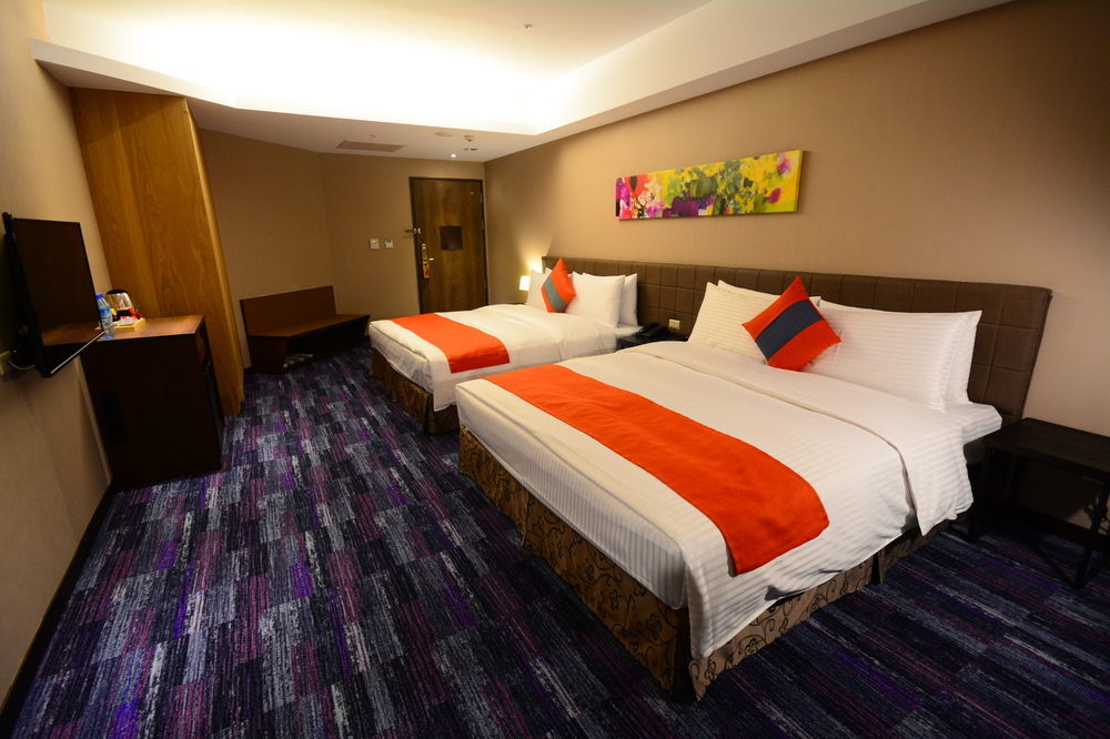 Hoya Resort Hotel Kaohsiung Bagian luar foto